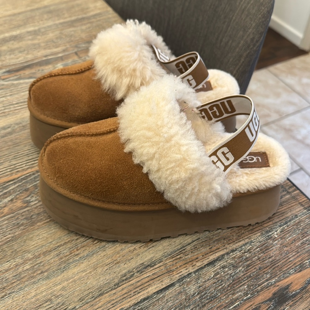 Platform ugg slippers